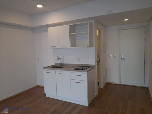 Apartamento Studio, 01 Dormitório, Predio Novo Com Lazer, 300 Metros Metrô, Rua Genebra- Bela Vista. - Md828