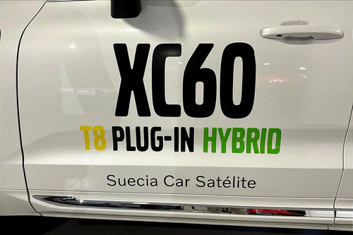 Volvo XC60 5p Recharge Ultimate PHEV T8 L4/2.0/T Aut