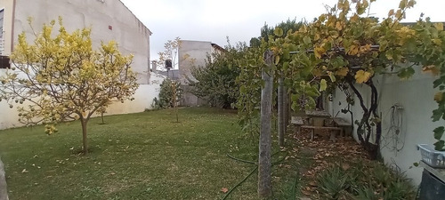 Imagen 13 de 26 de Santa Teresita Venta Chalet En Barrio Residencial