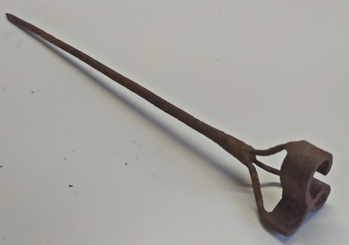 Antigo Ferro De Marca Gado -centenário / Leta L 5cmx5cm - 22 (Usado)