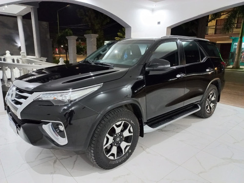 Toyota Hilux Sw4 2.8 Srx 177cv 4x4 7as At