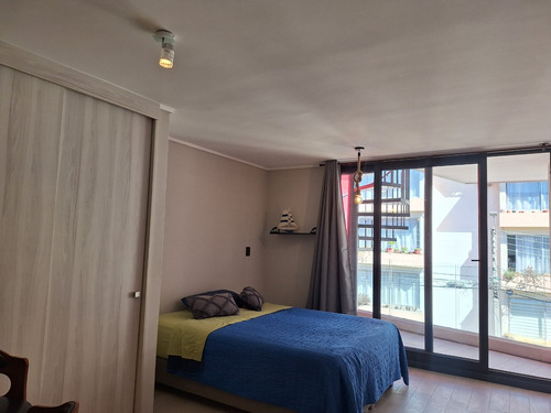 Departamento Estudio, Cerro Barón, Valparaíso.