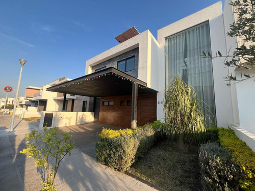 Casa En Venta En Misión San Jerónimo, Fray Junípero Serra, Querétaro