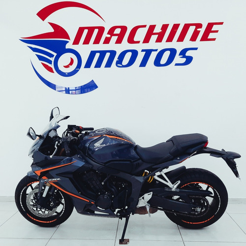 Imagem 3 de 10 de Honda Cbr 650 R 2020 17mil Km