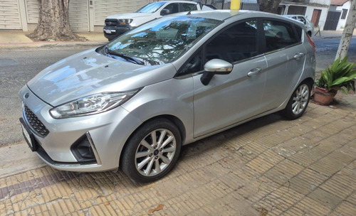 Ford Fiesta Kinetic 1.6 Titanium Powershift 120cv