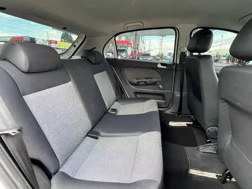 Volkswagen Gol Power 1.6cc MT AA 4X2