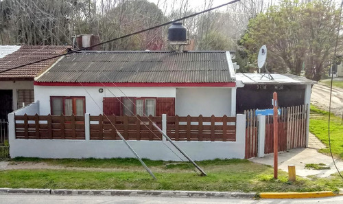 Casa En Venta En Santa Teresita Con Todos Los Servicios
