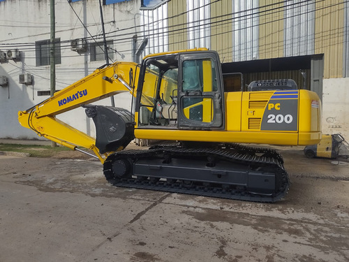 Excavadora Komatsu Pc 200 - 8