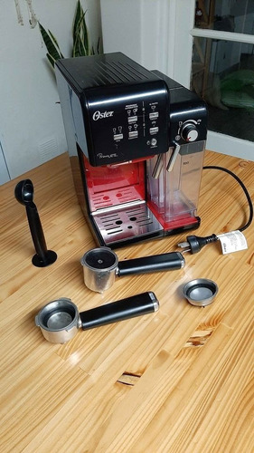 Cafetera Espresso Oster Prima Latte