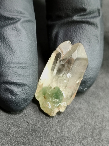 Cuarzo Fantasma Piramidal Clorita Maestro Gemelo Tantrico 4g