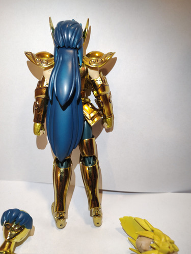 Myth Cloth Clasico Camus De Acuario (Usado)