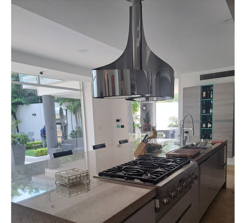 Venta Hermosa Villa, Conjunto Residencial Las Villas, Solarium, Muelle, Planta Electrica, Negociable