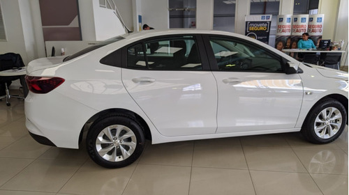 Imagen 12 de 17 de Chevrolet Onix Plus Lt Tech 1.2 Fs