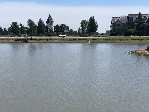 Lote A La Laguna A La Venta En Barrio Privado El Principado Ciudad Nautica Canning.