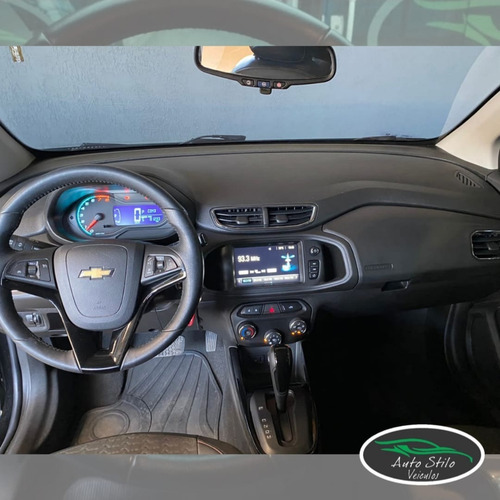 Imagem 7 de 10 de Chevrolet Onix Ltz