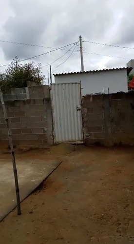 Sobrado Grande Em Marataízes, Com 1.600 Metros Quadrados