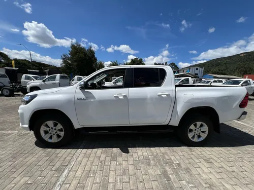 Toyota Hilux 2.7l