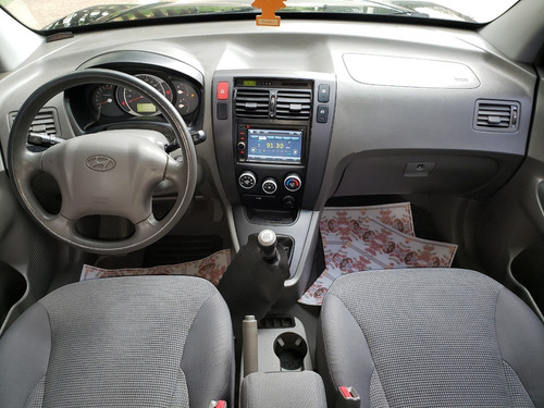 Hyundai Tucson Gl 2.0 2007