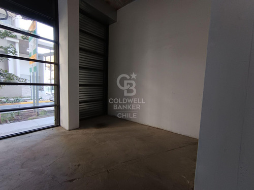 Local A Pasos De Av. Vicuña Mackenna Pte - 70m2