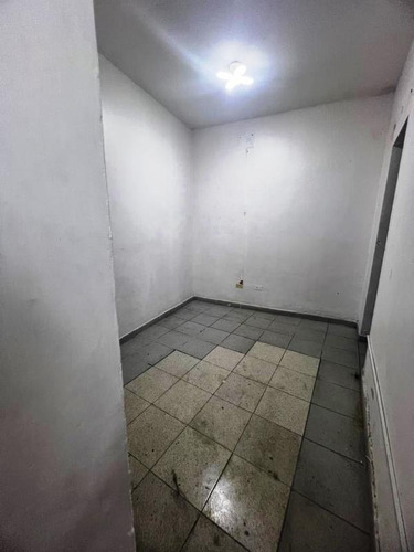 Local Comercial - Los Cedros - 40 Mts2