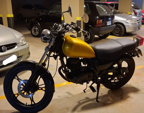 Suzuki Intruder