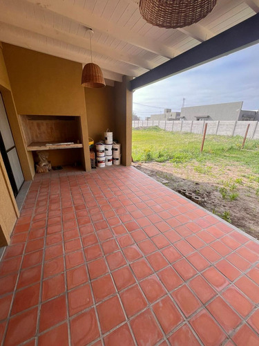 Casa A Estrenar 2 Dormpitorios, Jardines De Esther
