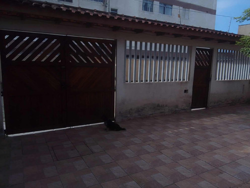 Casa Em Mongaguá Próxima Da Praia
