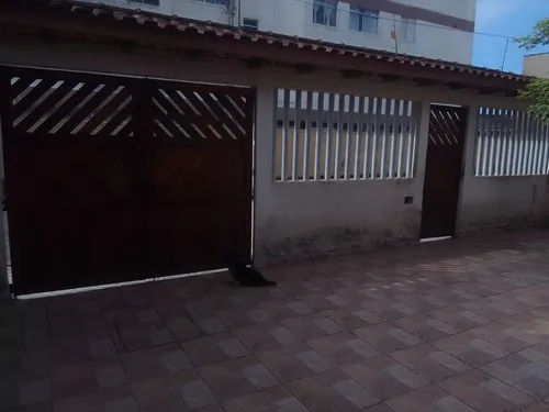 Casa Em Mongaguá Próxima Da Praia