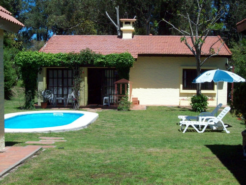 Chalet A Pocas Cuadras Del Mar En Venta- Ref: 540