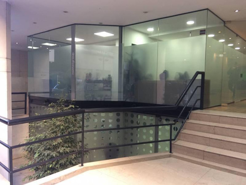 Excelente Oficina En Alquiler En Zona Plaza San Martín