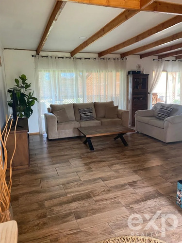 Parcela En Venta Con 2 Casas En Talagante