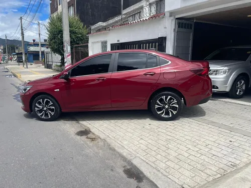 Chevrolet Onix 1.0T Premier Sedan At