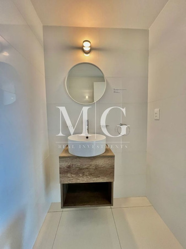 Imagen 14 de 16 de Alquiler Anual Apartamento 2 Dormitorios Con Vista Al Mar, Terraza Con Piscina Privada!