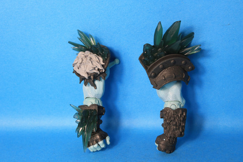 Brazos Baf Endless Winter Frost Dc Multiverse (Usado)