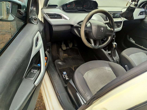 Peugeot 208 Active 1.5 8v Flex