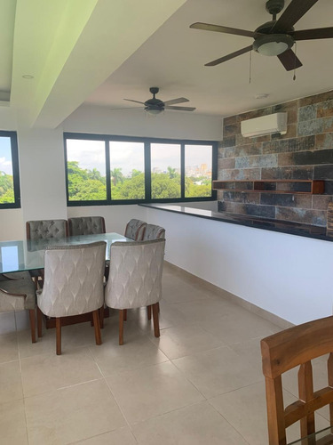 Venta, Edificio De 7 Niveles Ubicado En Gazcue, Santo Domingo