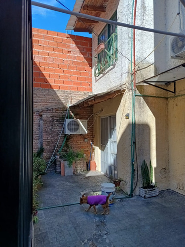 Ph De 4 Ambientes Ubicado En Isidro Casanova Con Posibilidad De Financiación, Partido De La Matanza.