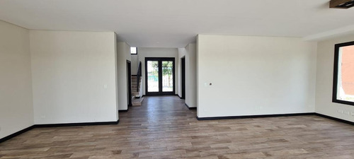 Imagen 21 de 30 de Venta | Casa | Canton, Islas