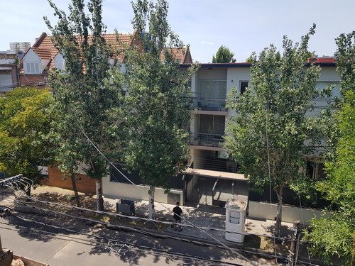 Imagen 8 de 15 de Departamento En Venta - San Isidro - La Calabria