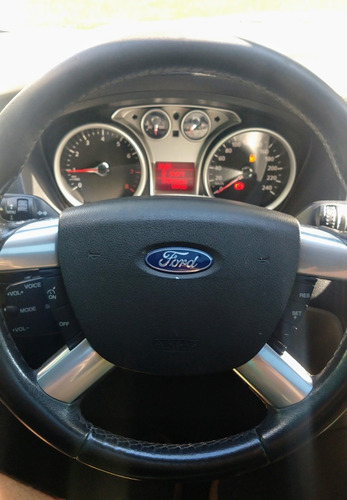 Ford Focus Sedan 2009 2.0 Ghia 4p