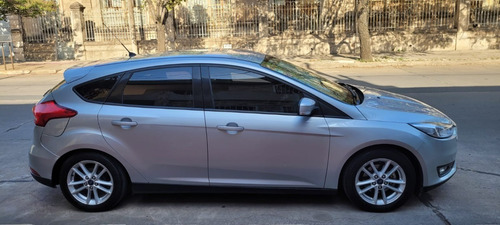 Imagen 8 de 21 de Ford Focus 1.6 S Sedan 2016