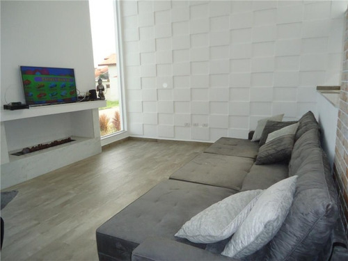 Sobrado Com 3 Dormitórios À Venda, 245 M² Por R$ 1.000.000 - Condomínio Residencial Castanheira - Sorocaba/sp. - So0014 - 67639694