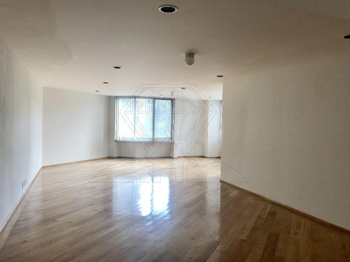 Departamento En Venta En Bosques De Las Lomas