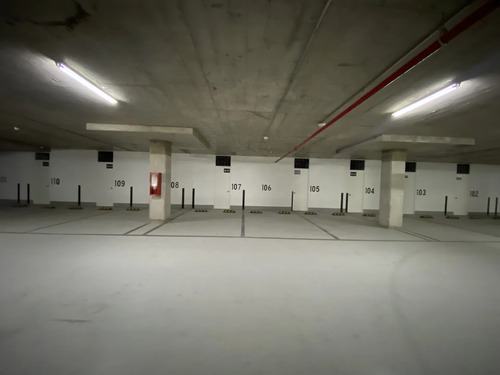 Oficina Bcenter Consistorial  Incluye   Est Y Bod Sub