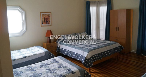 Casa Hostal En Venta De 17 Dorm. En Santiago