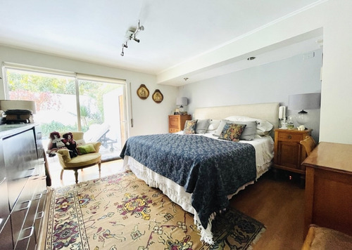 Casa En Venta De 4 Dorm. En Vitacura