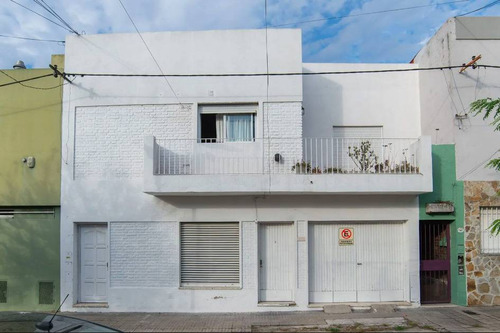 Casas En Venta La Plata - Ph 2 Dormitorios Al Frente