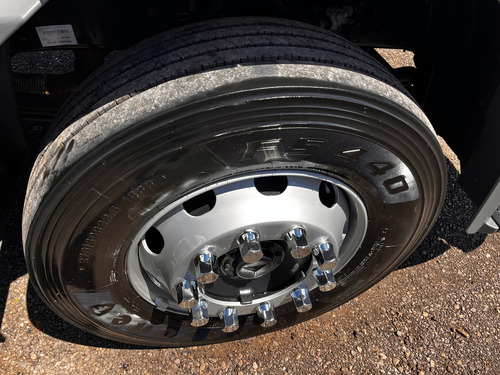 Mb Atego 2426 6x2 2013 Truck Revisado Com Baú Sider 16 Palet