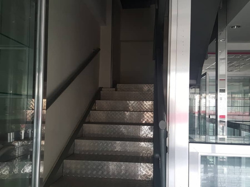 Imagen 28 de 30 de Para Oportunidad De Negocio, Local Comercial En Venta, Ubicado En Torre Venaragua, Calle Santos Michelena