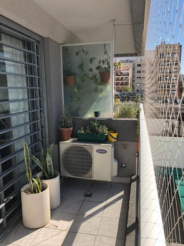 Venta De 4 Ambientes Con Cochera En Caballito. Vista A Pulmón De Manzana
